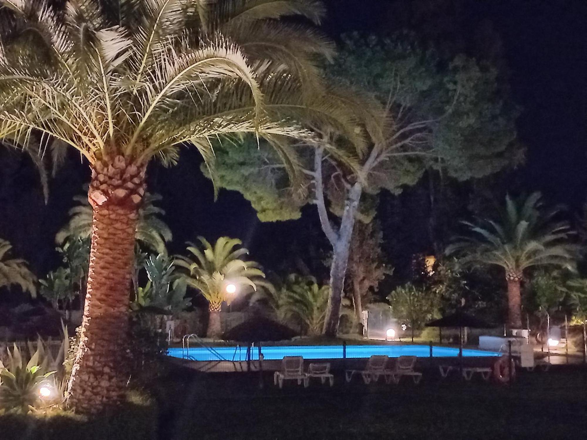Suite Puerto Banus Con Piscina Marbella Exteriör bild